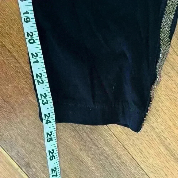 Torrid Tie-Front Crop Pants Women's Plus Beaded Side Stripe Stretch sz 2 X - Picture 8 of 8